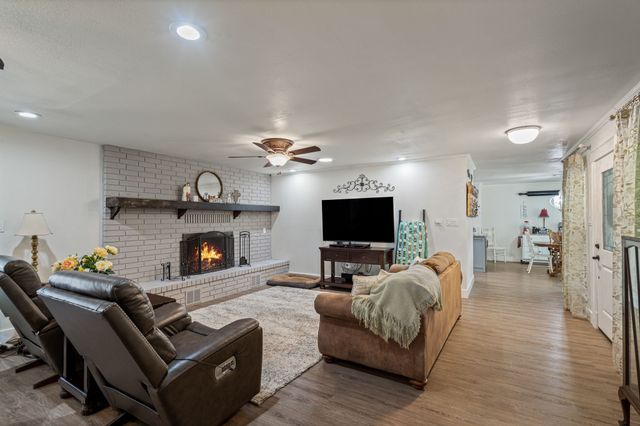 1903 White Street, Clifton, TX 76634