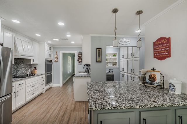 1903 White Street, Clifton, TX 76634