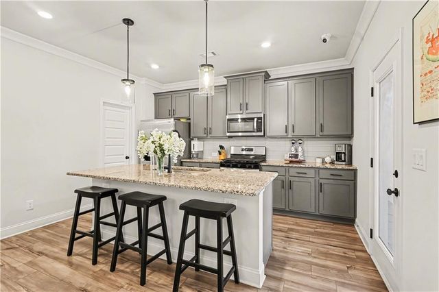 2700 Westgate Park Drive, Loganville, GA 30052