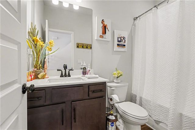 2700 Westgate Park Drive, Loganville, GA 30052