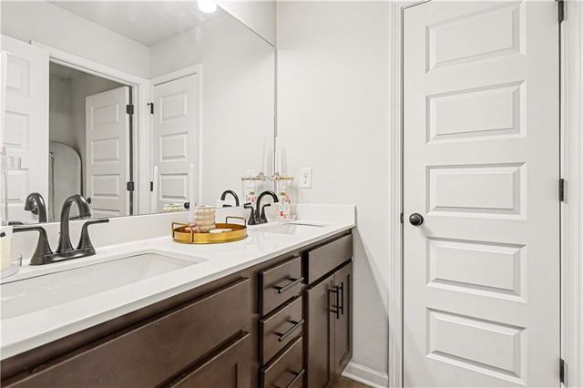 2700 Westgate Park Drive, Loganville, GA 30052