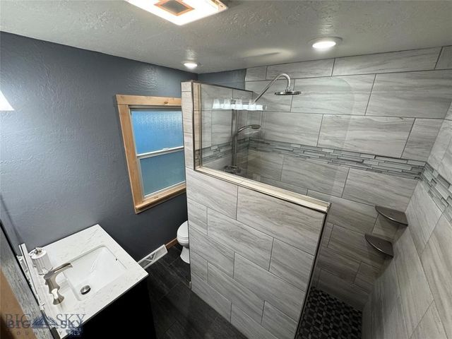 1902 Stuart Avenue, Butte, MT 59701