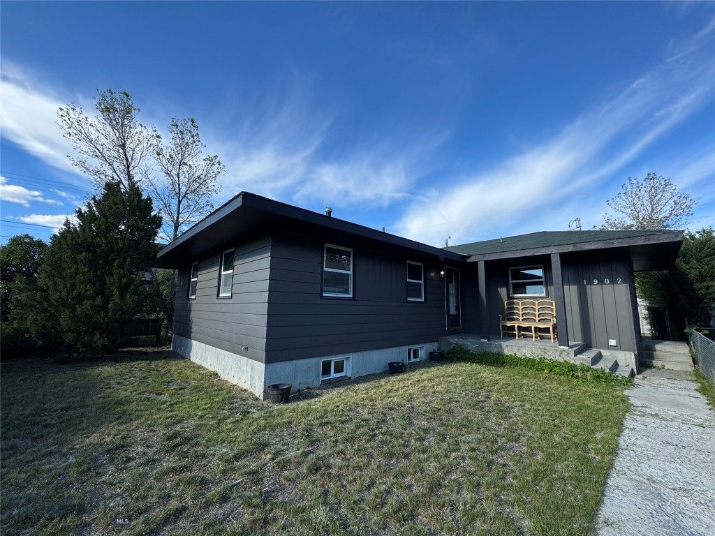 1902 Stuart Avenue, Butte, MT 59701