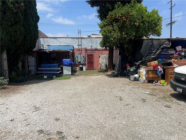 8920 S Western, Los Angeles, CA 90047