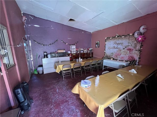 8920 S Western, Los Angeles, CA 90047