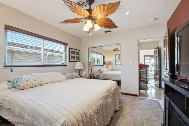 1818 DOLPHIN BOULEVARD S, St Petersburg, FL 33707