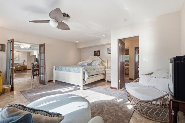 1818 DOLPHIN BOULEVARD S, St Petersburg, FL 33707