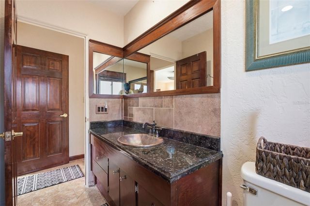 1818 DOLPHIN BOULEVARD S, St Petersburg, FL 33707