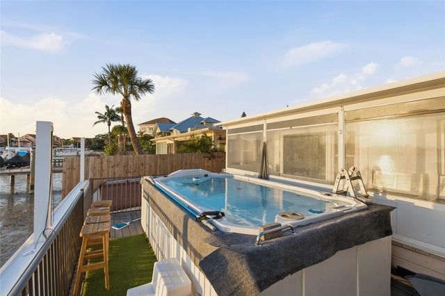 1818 DOLPHIN BOULEVARD S, St Petersburg, FL 33707
