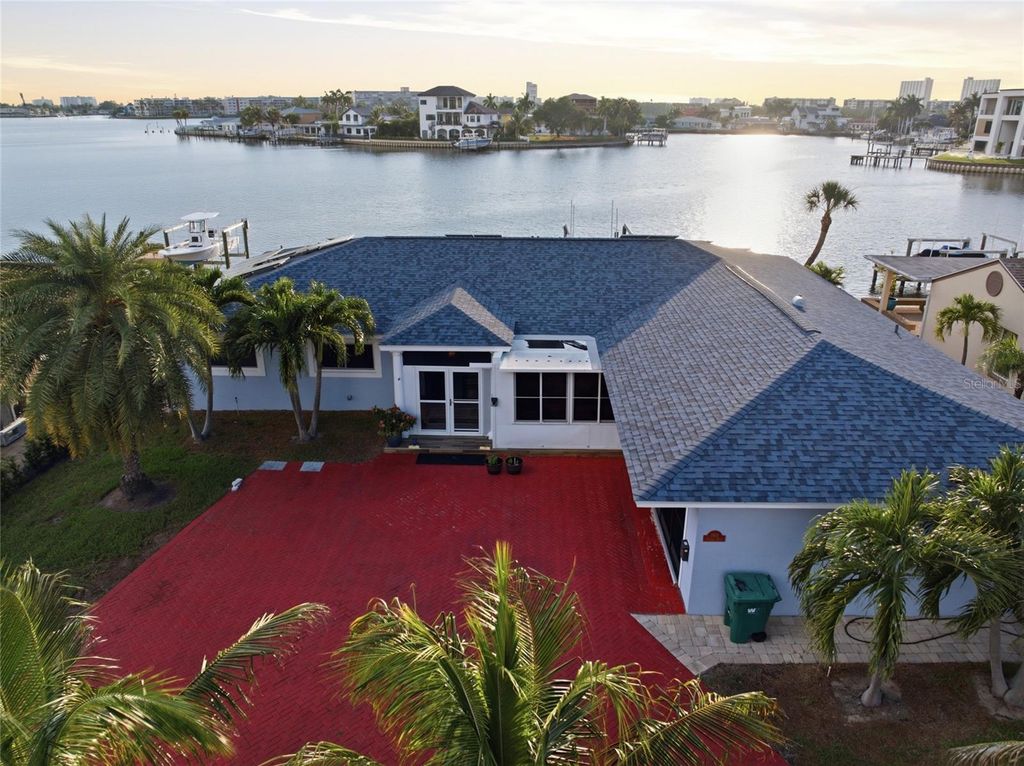 1818 DOLPHIN BOULEVARD S, St Petersburg, FL 33707