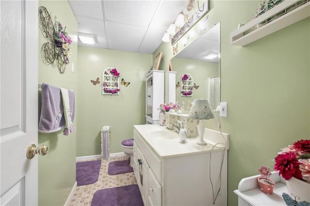 502 NE Fox Trail Drive, Blue Springs, MO 64014