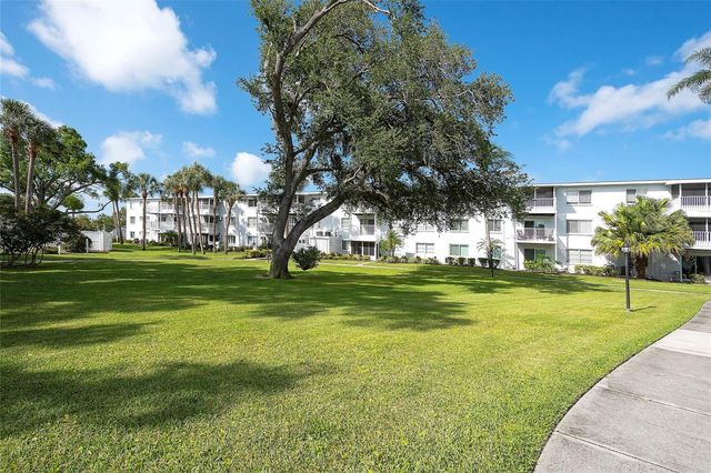 2449 FLAMINGO BOULEVARD K35, Bradenton, FL 34207