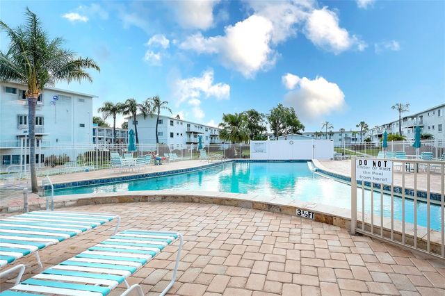 2449 FLAMINGO BOULEVARD K35, Bradenton, FL 34207