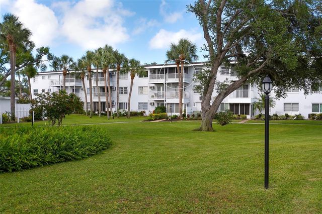 2449 FLAMINGO BOULEVARD K35, Bradenton, FL 34207