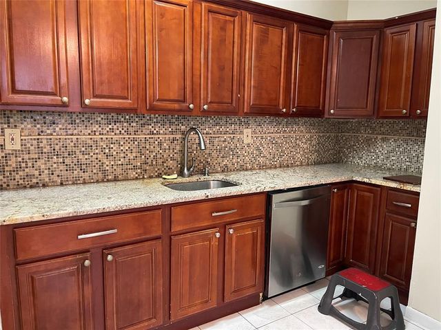 442 Amboy Street, Brooklyn, NY 11212
