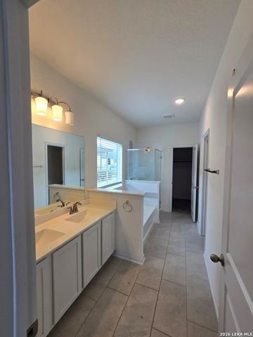 7402 Anchors Peak, San Antonio, TX 78244