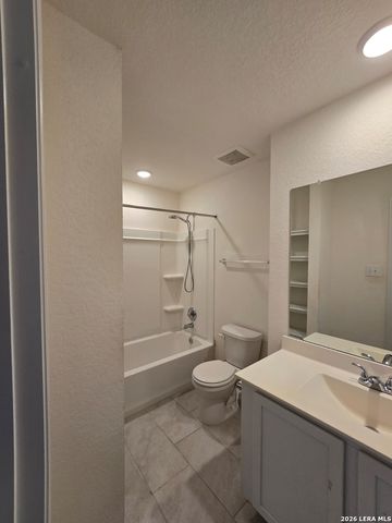 7402 Anchors Peak, San Antonio, TX 78244