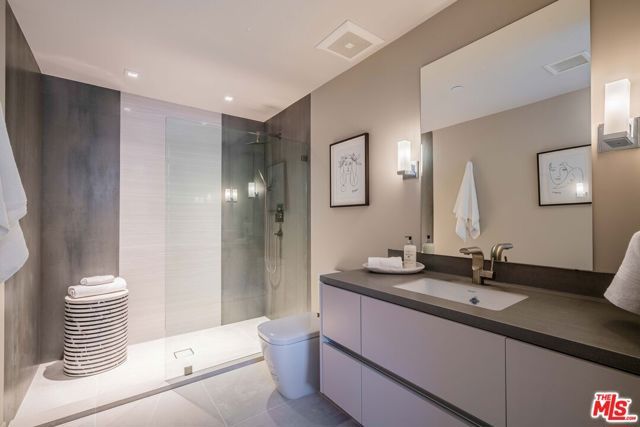 2391 Roscomare Road 401, Los Angeles, CA 90077