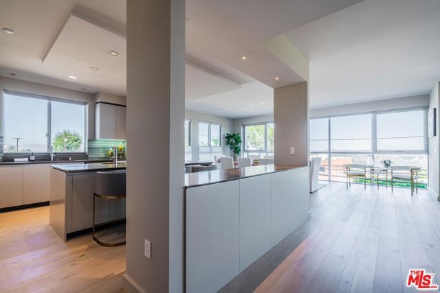 2391 Roscomare Road 401, Los Angeles, CA 90077