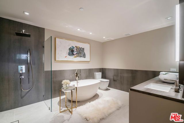 2391 Roscomare Road 401, Los Angeles, CA 90077