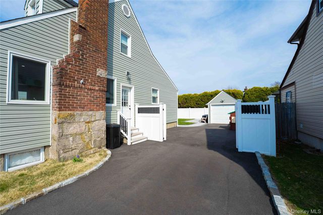 2381 Yorktown Street, Oceanside, NY 11572