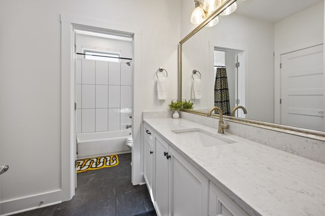 53 River Watch Way, Winchester, TN 37398