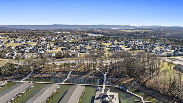 53 River Watch Way, Winchester, TN 37398