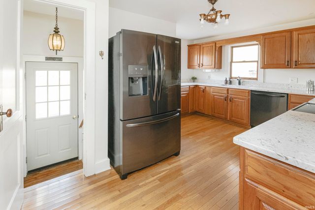 5889 E State Road 46 Road, Bloomington, IN 47401