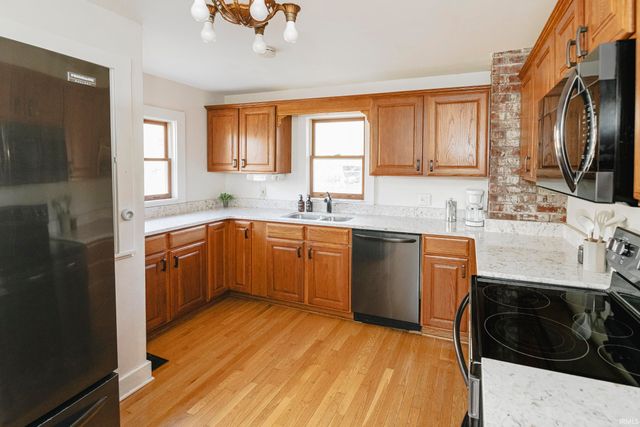5889 E State Road 46 Road, Bloomington, IN 47401