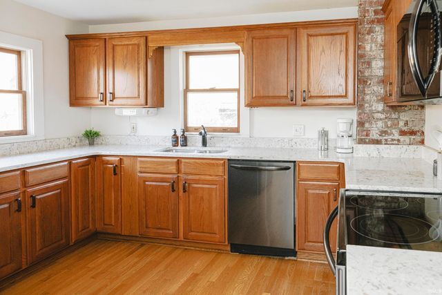 5889 E State Road 46 Road, Bloomington, IN 47401