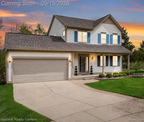1794 Norton Creek Court, Wixom, MI 48393