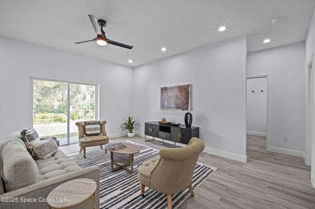 2668 Dennis Avenue SE, Palm Bay, FL 32909