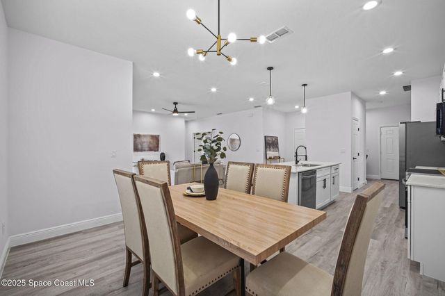 2668 Dennis Avenue SE, Palm Bay, FL 32909