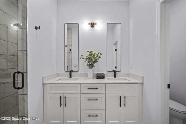 2668 Dennis Avenue SE, Palm Bay, FL 32909