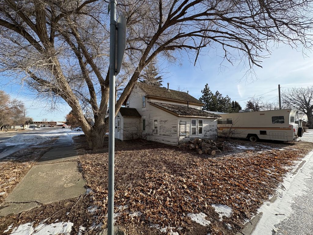 147 W Quincy Avenue, Chester, MT 59522 photo 2