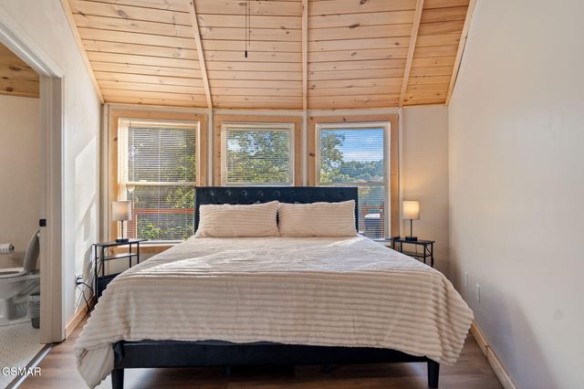 525 Sourdough Hollow Road, Kodak, TN 37764