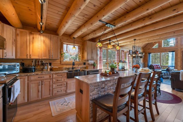 927 Ashueot Drive, Washington, NH 03280