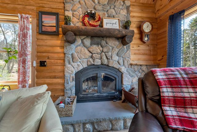927 Ashueot Drive, Washington, NH 03280