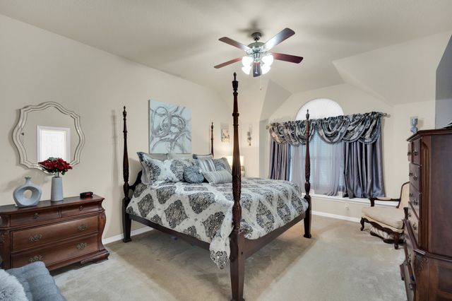 900 Ginger Trail, Desoto, TX 75115