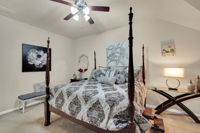 900 Ginger Trail, Desoto, TX 75115