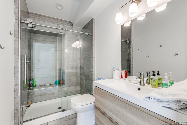 128 Marcia Place, Alamo Heights, TX 78209