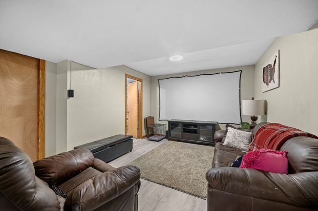 1161 S Goodrich Street, Colfax, IA 50054