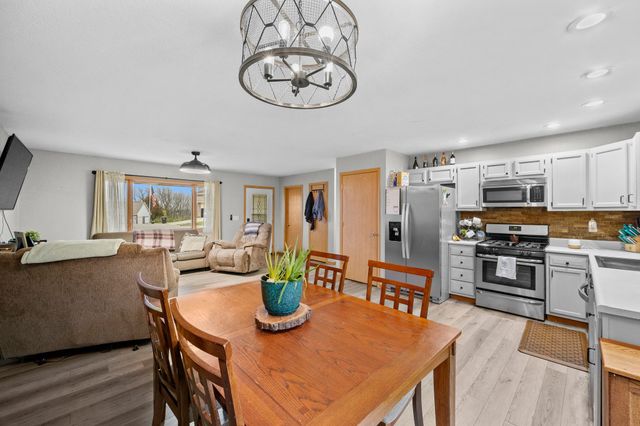 1161 S Goodrich Street, Colfax, IA 50054