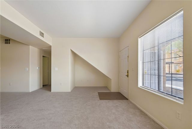 2141 Hussium Hills Street 102, Las Vegas, NV 89108