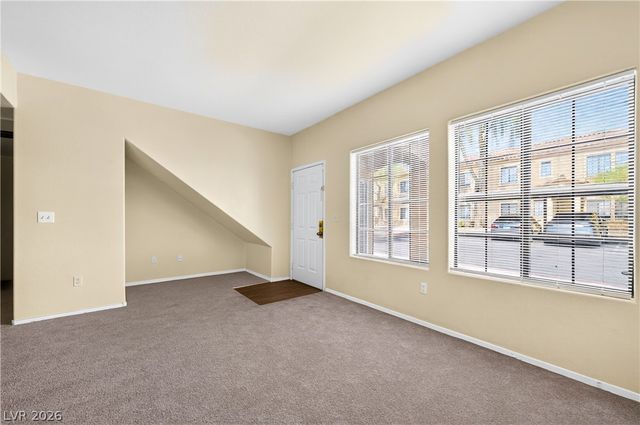 2141 Hussium Hills Street 102, Las Vegas, NV 89108