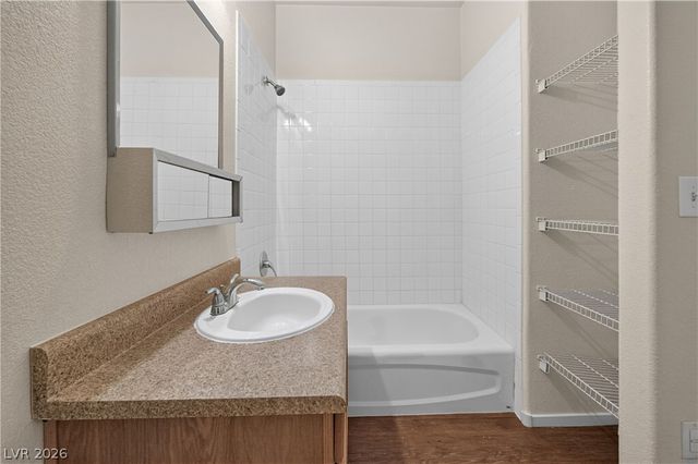 2141 Hussium Hills Street 102, Las Vegas, NV 89108