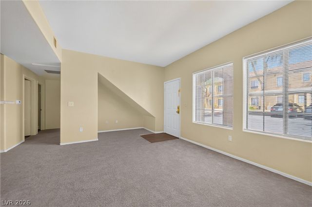 2141 Hussium Hills Street 102, Las Vegas, NV 89108