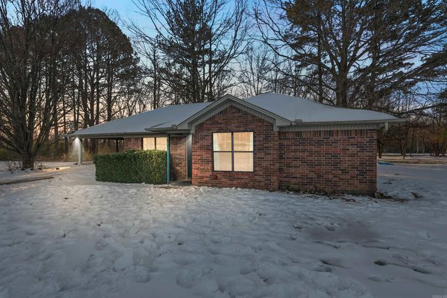 678 Main Street, Conway, AR 72032