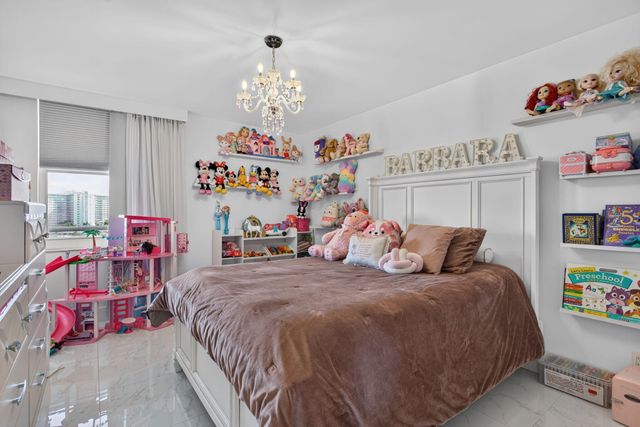 3015 N OCEAN Boulevard 8B, Fort Lauderdale, FL 33308