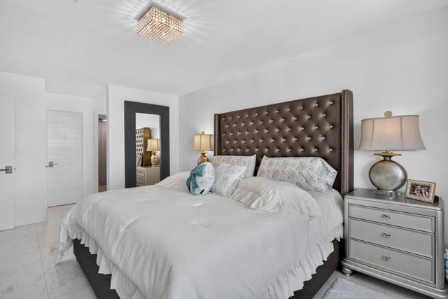 3015 N OCEAN Boulevard 8B, Fort Lauderdale, FL 33308